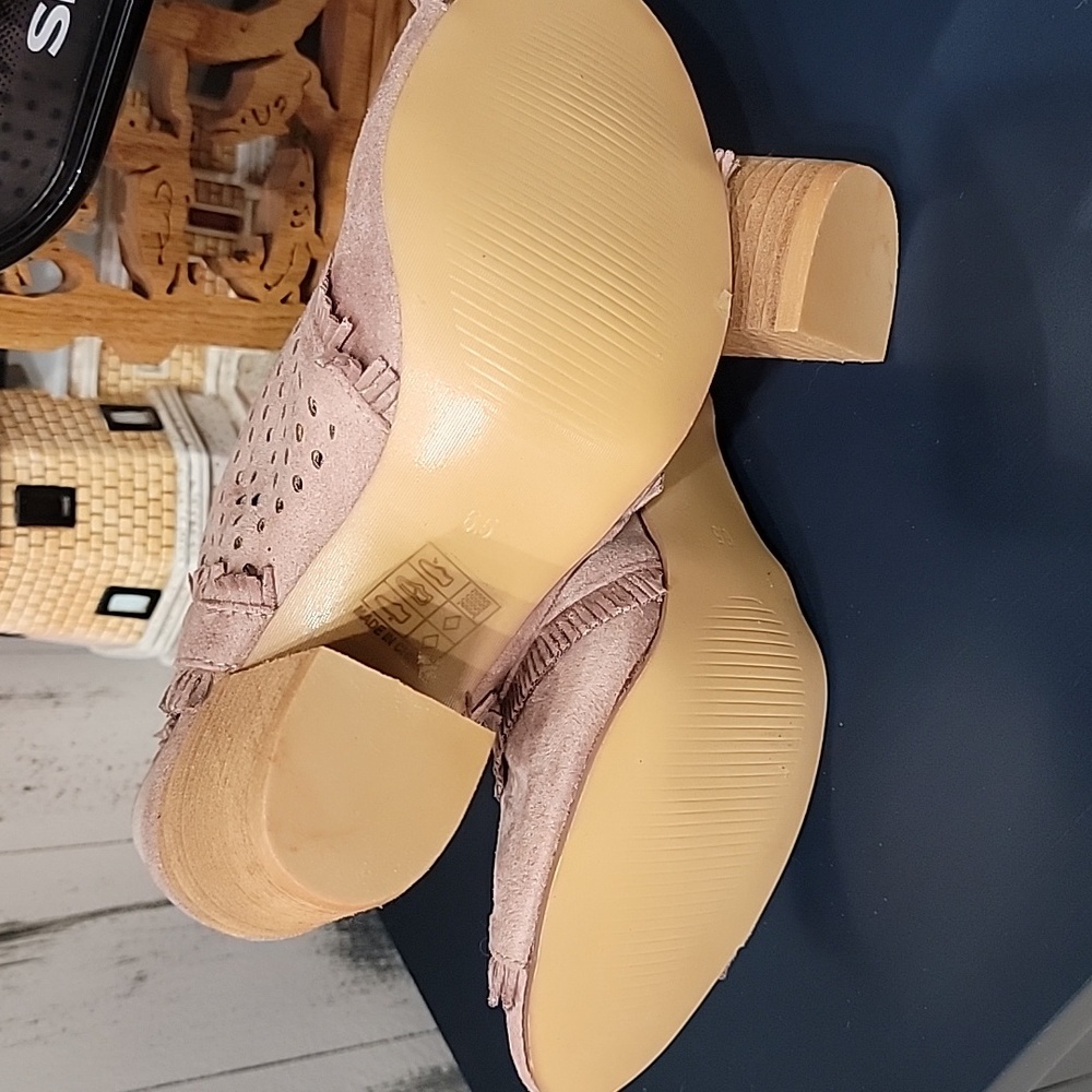 G.C. Shoes - Picture 6 of 7